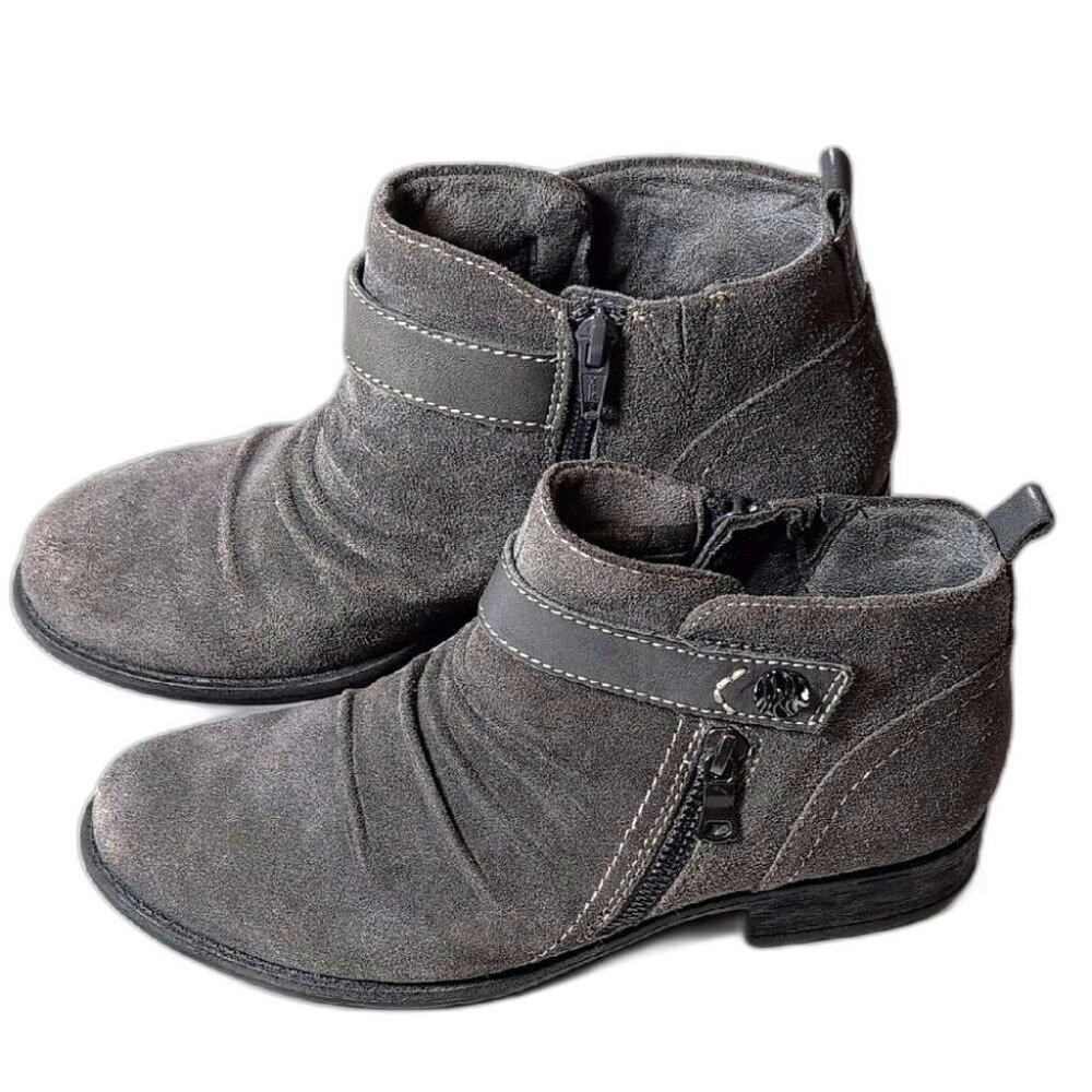 Earth Avani Buckeye Charcoal Grey Ankle Boots